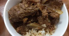 Gyudon - Cơm Thịt Bò Nhật Bản Đậm Đà Chuẩn Vị